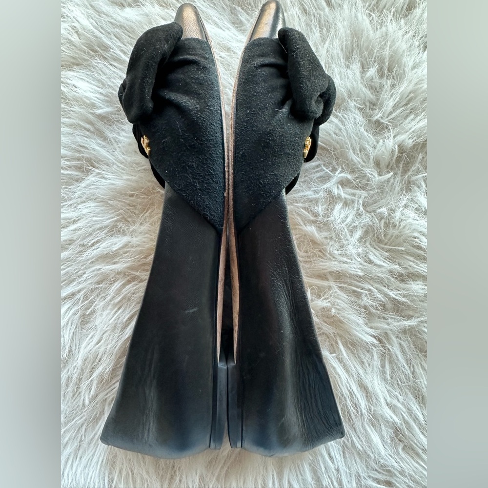 Tory Burch Eleanor size 7 Black Flats with Bow Accent pointy toe suede - Picture 16 of 16